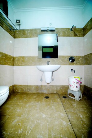 Chambre Familiale | Salle de bain