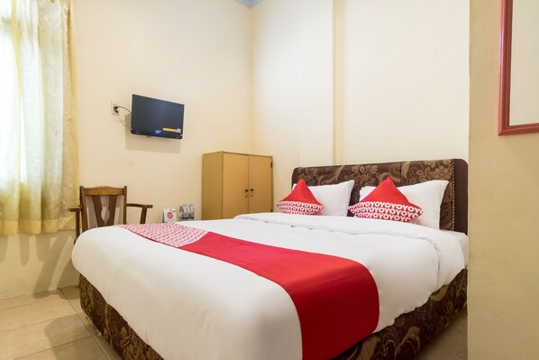 Free WiFi, bed sheets
