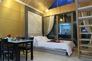 Water Sound | Soundproofing, free WiFi, bed sheets