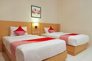 Kamar Twin Deluks | Meja kerja, Wi-Fi gratis, dan seprai linen