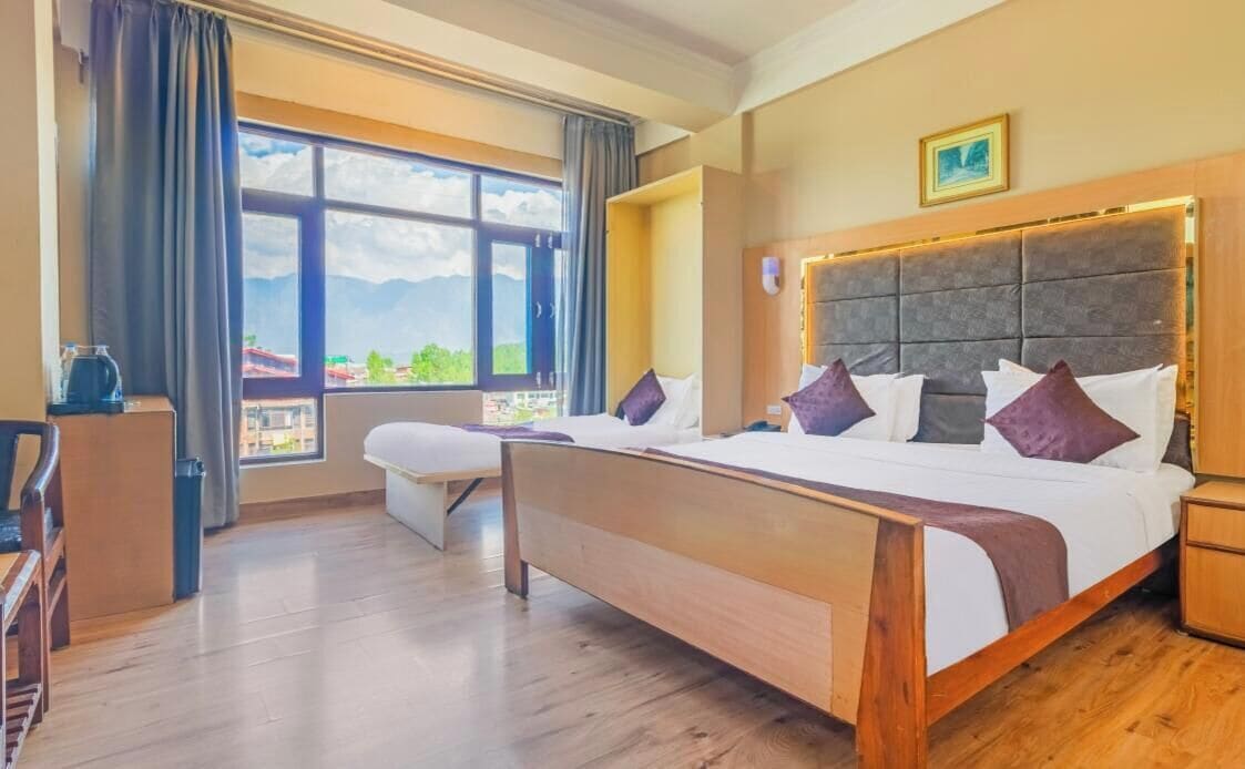Decoración personalizada, muebles diferentes y escritorio 