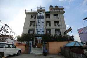 Exterior - Hotel New Mamta (Srinagar)