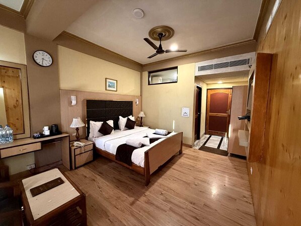 Interior - Hotel New Mamta (Srinagar)