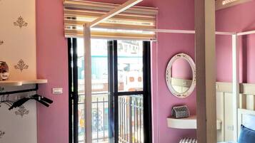 Classic Double Room, 1 Queen Bed, Balcony, City View | Desk, soundproofing, free WiFi, bed sheets