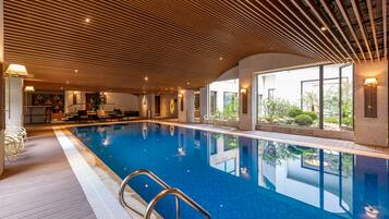 Indoor pool, outdoor pool