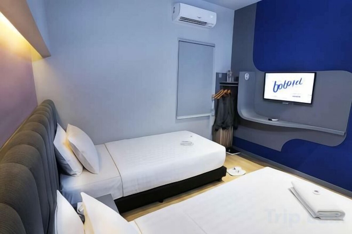 Bureau, Wi-Fi gratuit, draps fournis