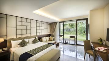 Deluxe Room | Desk, laptop workspace, free WiFi