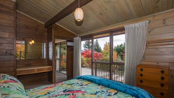 3 bedrooms, iron/ironing board, WiFi