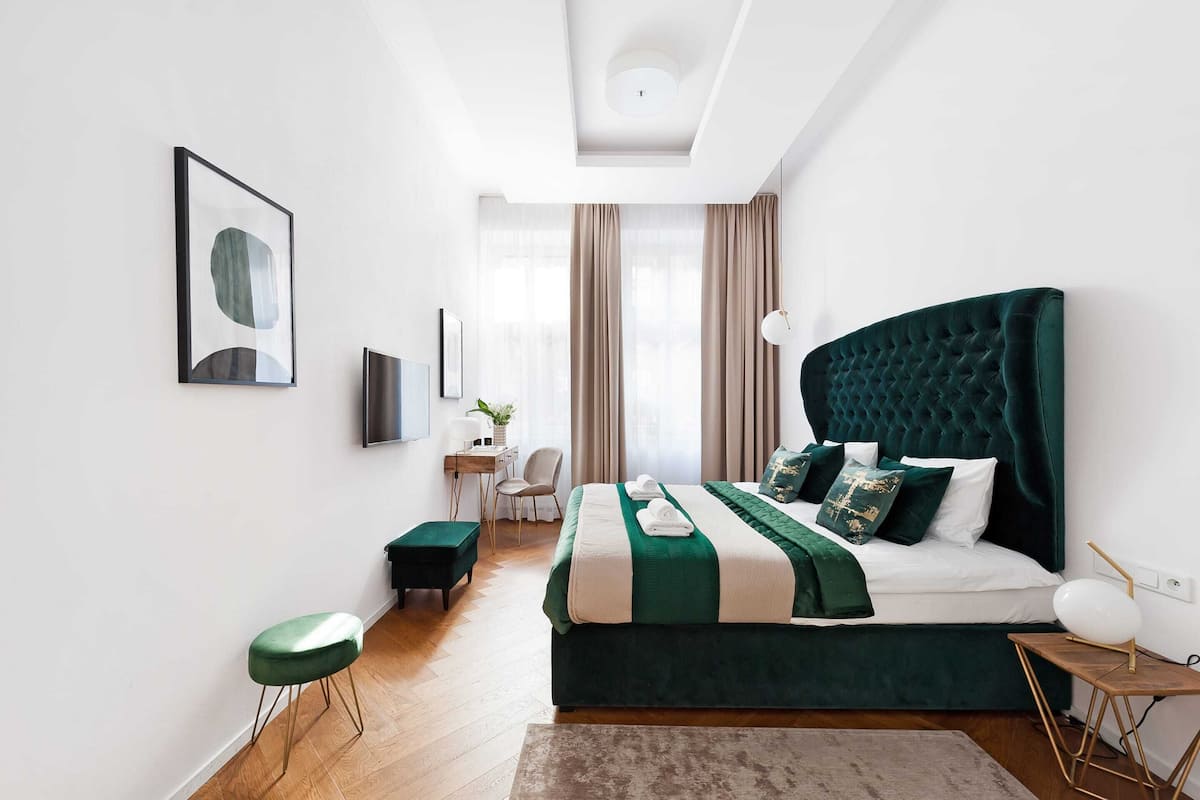 Apartamento Premium (III) | 3 dormitorios, sistema de insonorización, tabla de planchar con plancha