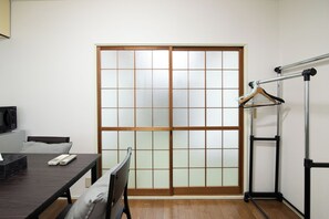 基础双床房 | 1 多间卧室、羽绒被、特色装修、特色家居