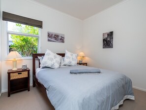 4 chambres, fer et planche Ă repasser, Wi-Fi, draps fournis