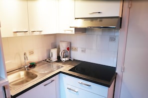 Apartment (Orchidee ou Acacia) | Living room | Flat-screen TV, MP3 dock - Park Atlantis (De Haan)