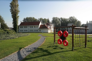 Außen-Kinderspielplatz