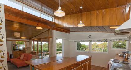 Sixties Cedar Bach - Kuratau Holiday Home