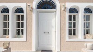 Front of property - Villa Artemis near Athens Airport (Markopoulo Mesogaias)