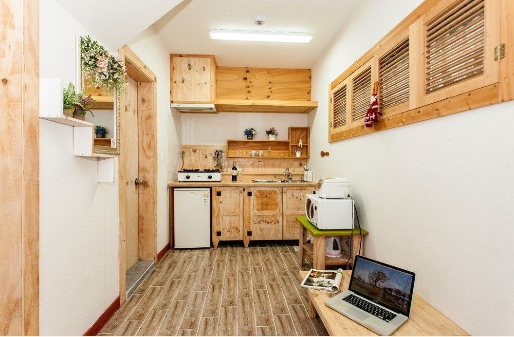 듀플렉스 (Kkotbora, Miribyeol) | 전용 간이 주방 | 냉장고, 전자레인지, 쿡탑, 전기 주전자