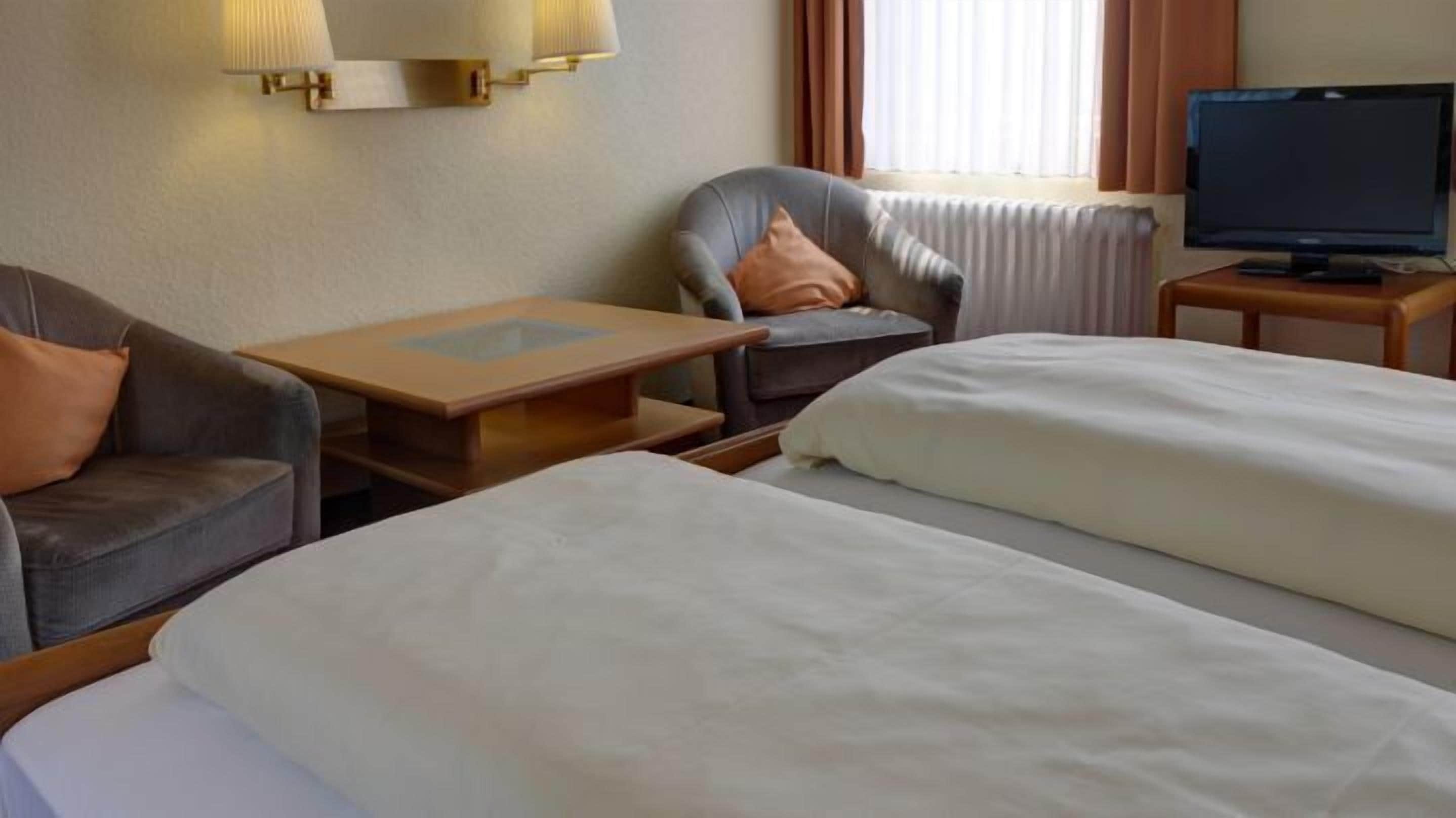 double room | desk, iron/ironing board, cots/infant beds, rollaway beds