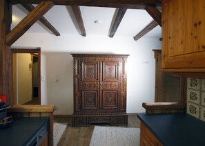 Grand Apartment, 3 Bedrooms, Balcony, Mountain View | In-room safe, free cribs/infant beds, free WiFi, bed sheets - Appartement Elisabeth (Kitzbuhel)