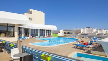 Piscina externa
