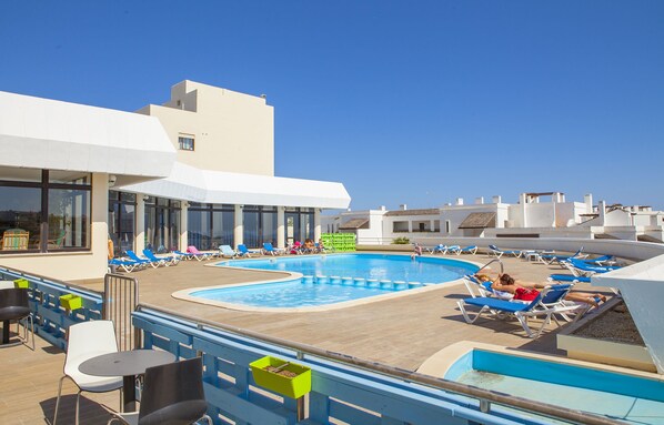 Outdoor pool - A08 - Magnólia Sea View Apartment by DreamAlgarve (Lagos)