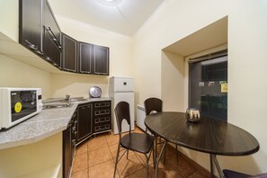 Private kitchen - ApartHotel on Independence Square (Kyiv)