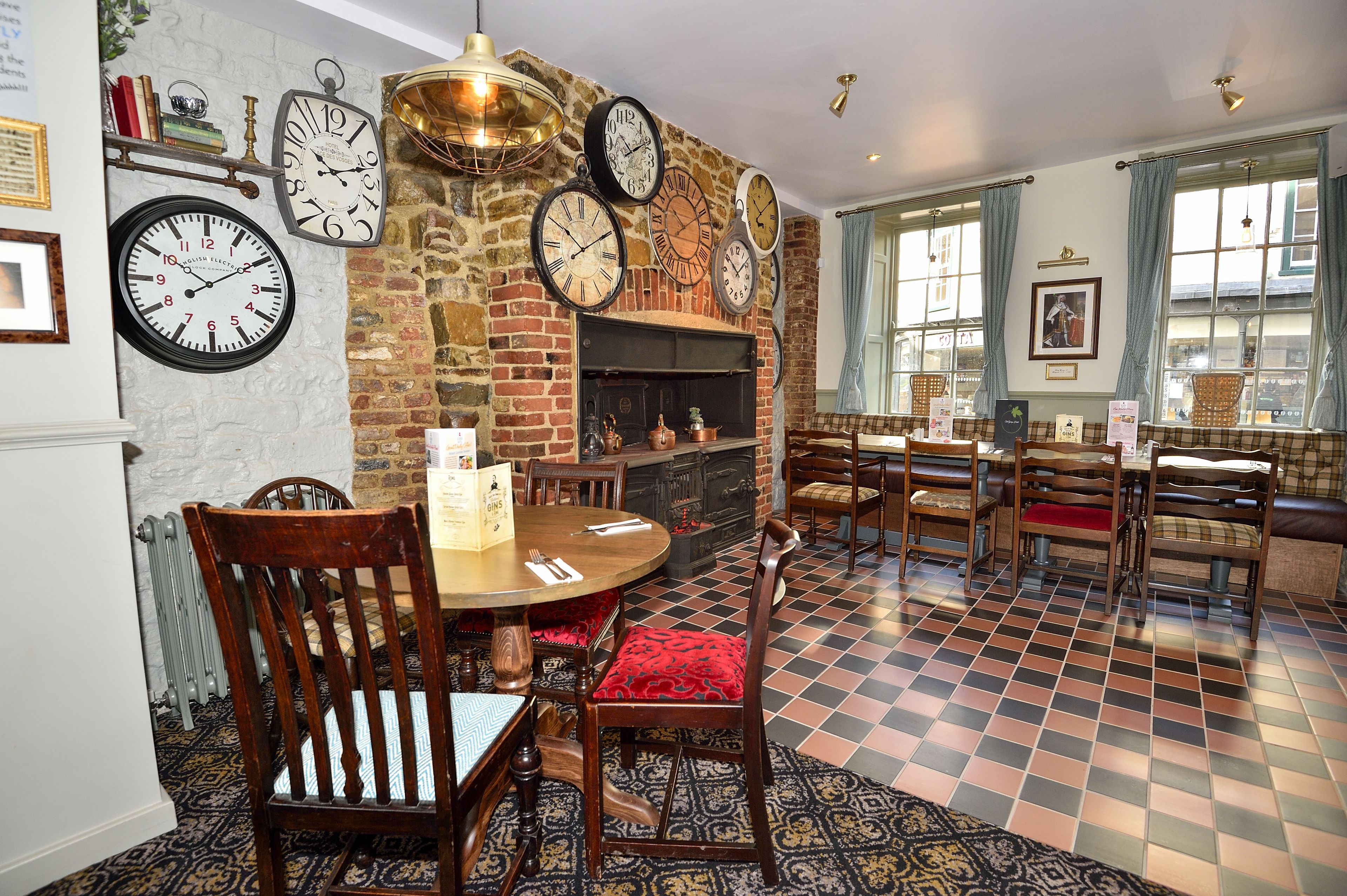 free daily english breakfast