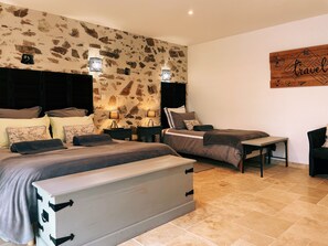 Superior Triple Room, Courtyard View | Blackout curtains, soundproofing, free WiFi