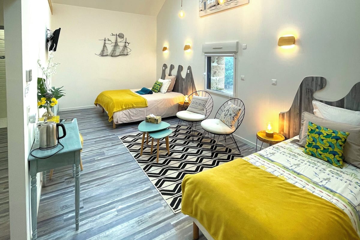 Superior-Dreibettzimmer, Blick auf den Innenhof