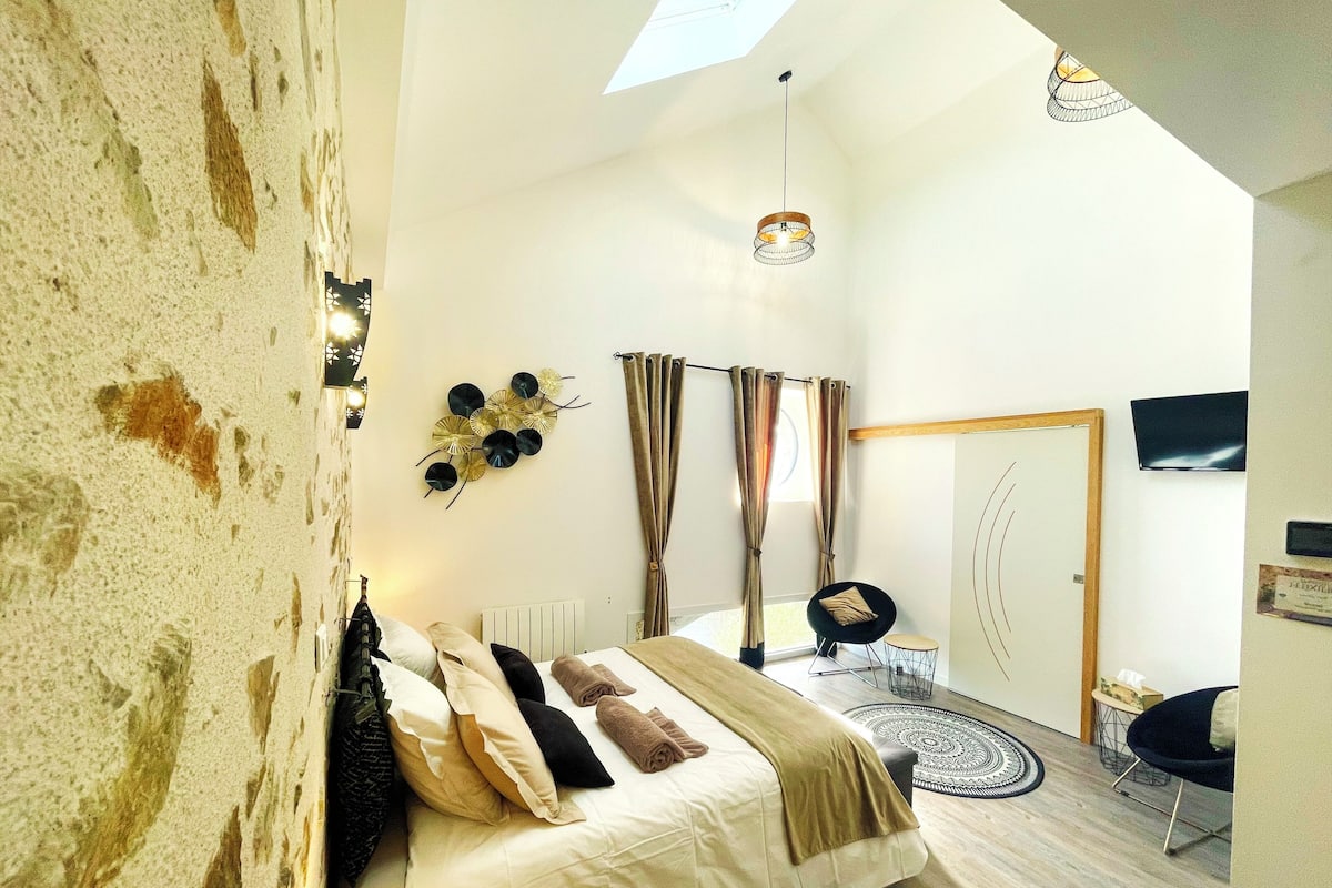 Egyptian cotton sheets, premium bedding, memory-foam beds