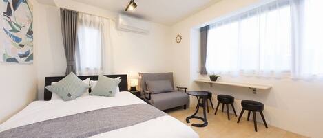 Appartement, 1 slaapkamer | 1 slaapkamer, een strijkplank/strijkijzer, gratis wifi, beddengoed