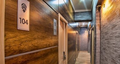 Level Hotel