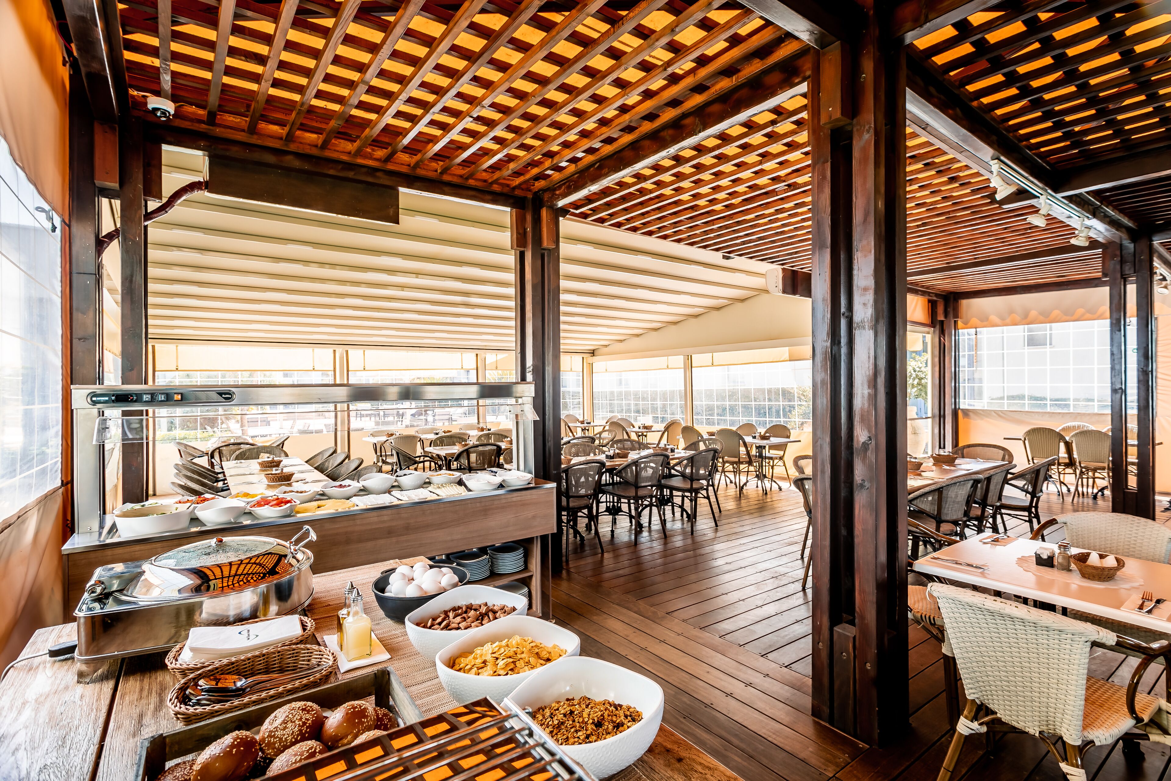 Esmorzar diari d'estil bufet (56 ILS per persona) 