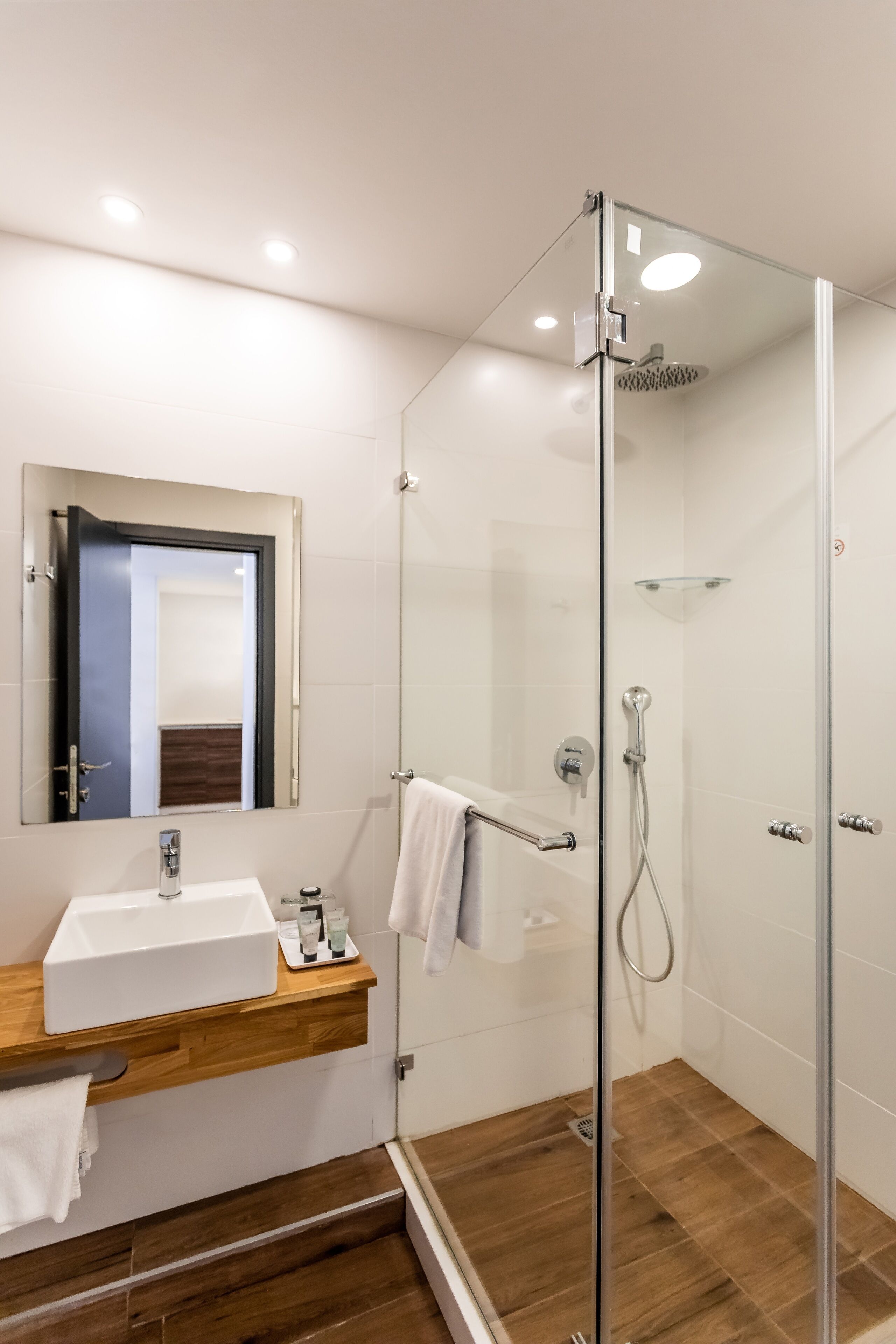 family double room | bathroom | shower, towels, soap, shampoo