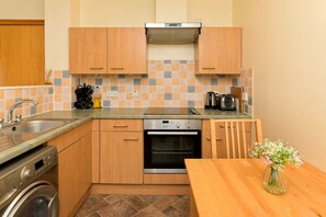 City Apartment | Dining