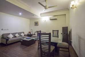 Suite | Living area