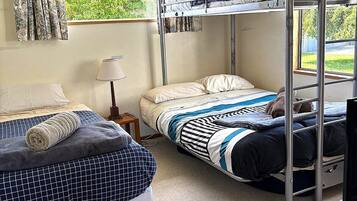 3 Schlafzimmer, Bügeleisen/Bügelbrett, kostenloses WLAN, Bettwäsche