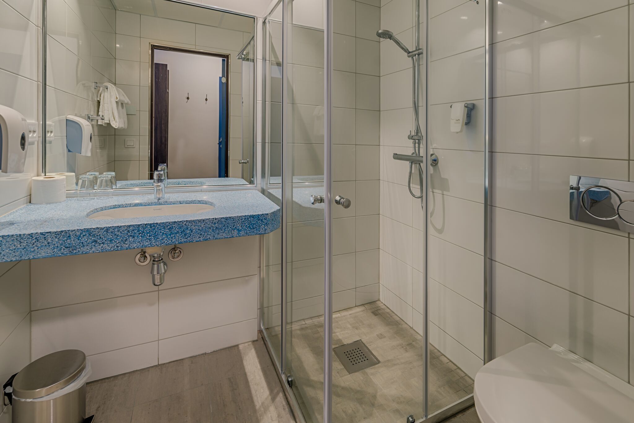 standard double or twin room, hill view | bathroom | shower, free toiletries, hair dryer, towels