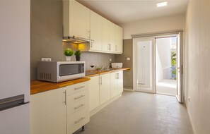 Apartment (1 Bedroom) | Private kitchen - A30 - Tamar Ground- Floor Flat by DreamAlgarve (Lagos)