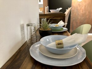 Leilighet – design, flere senger | Spiseområde på rommet