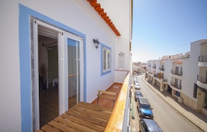 Apartment (1 Bedroom) | Balkon