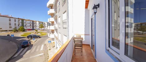 Apartment (1 Bedroom) | Balcony view