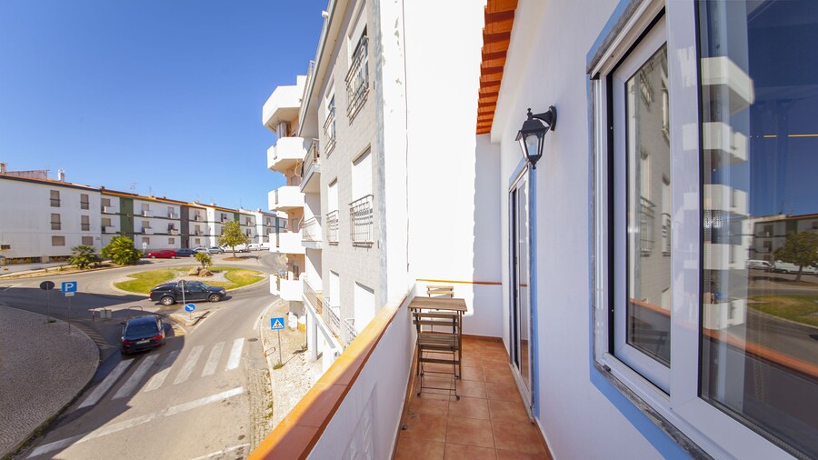 A31 - Tamar Top- Floor Flat by DreamAlgarve