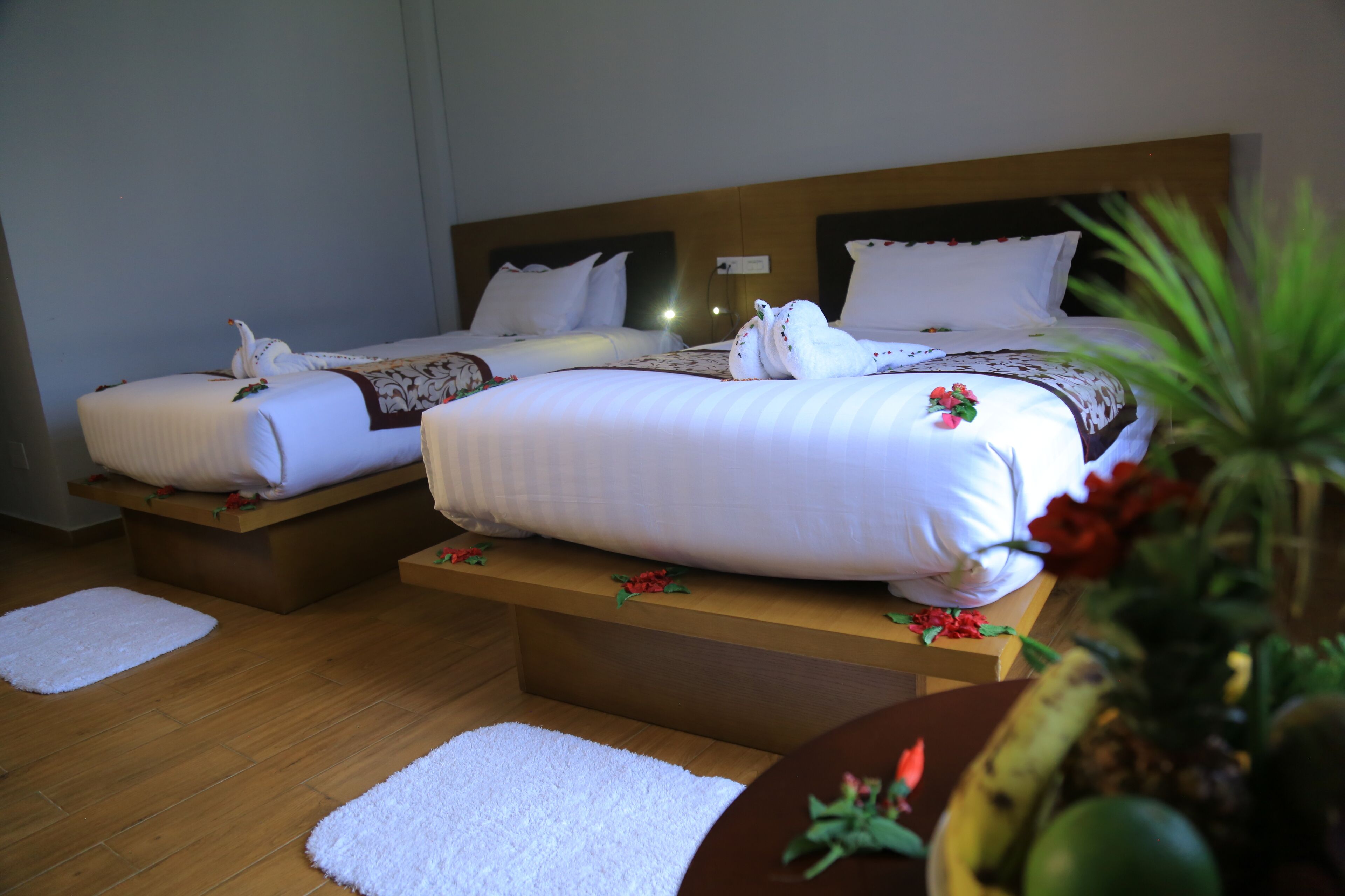 standard twin room | premium bedding, laptop workspace, iron/ironing board, rollaway beds