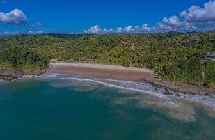 Praia particular nas proximidades