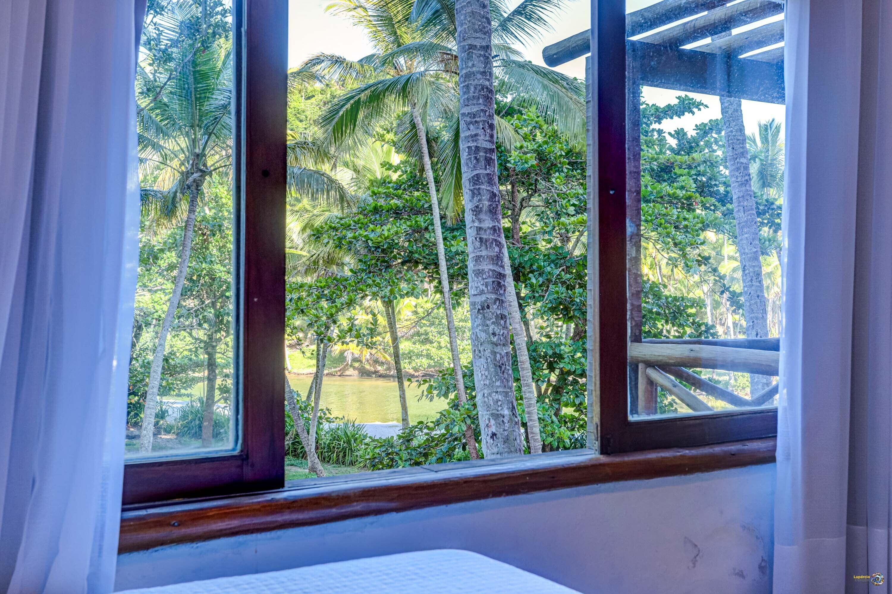 bungalow (master) | 1 bedroom, minibar, individually decorated, individually furnished