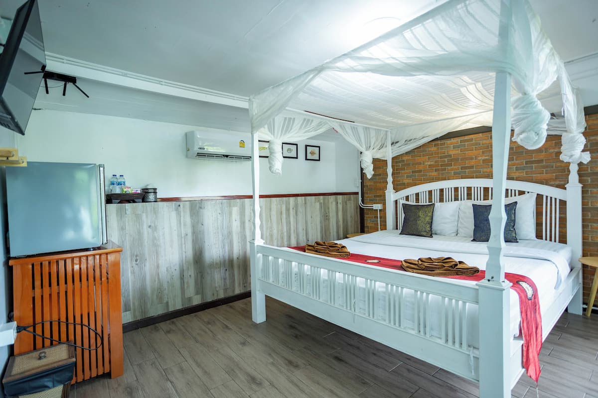 Double deluxe Happy love 2 bungalow S11 | Brankas, tirai kedap cahaya, Wi-Fi gratis, dan seprai linen