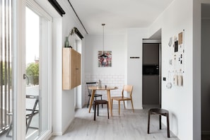 Spacious Studio Home with Terrace | Living area