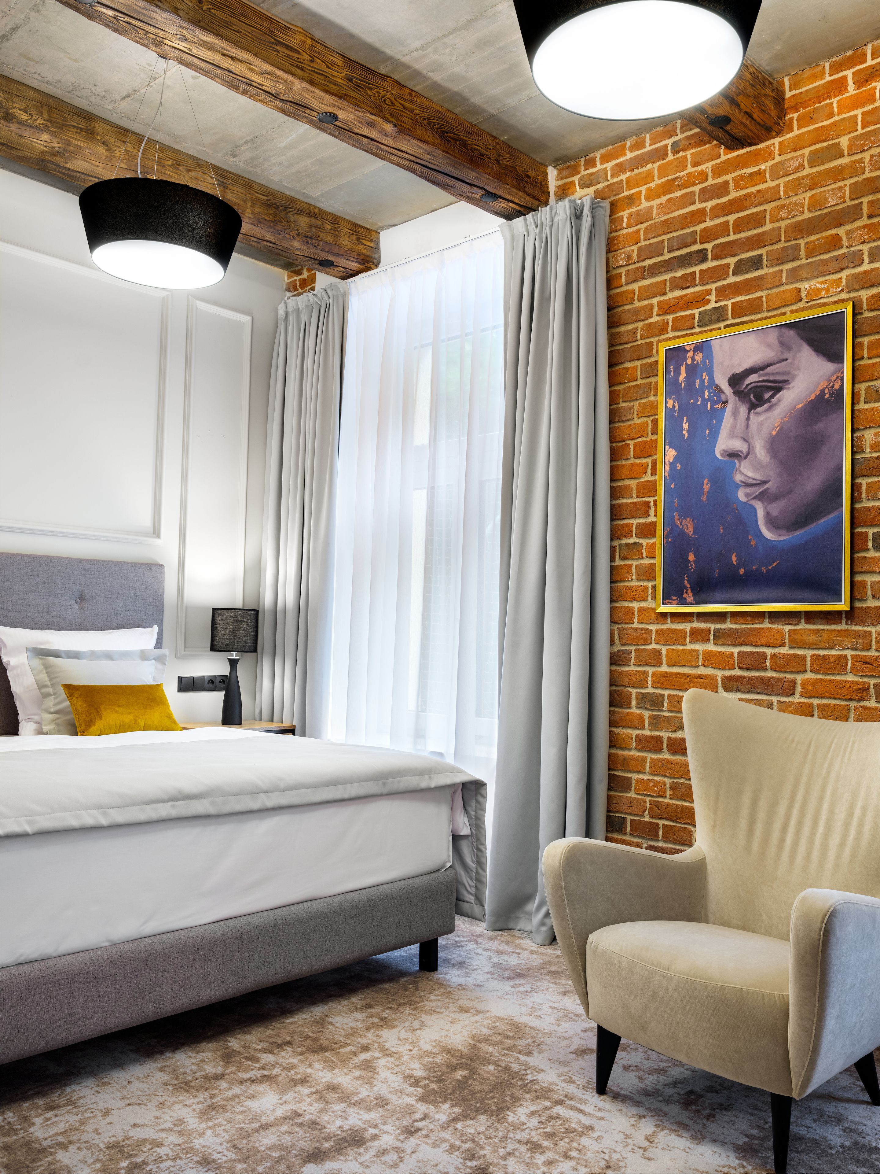 superior double room | hypo-allergenic bedding, minibar, in-room safe, desk