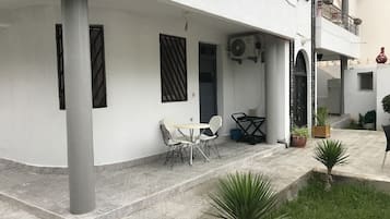 Apartment, 2 Bedrooms (Marilyn Monroe) | Terrace/patio