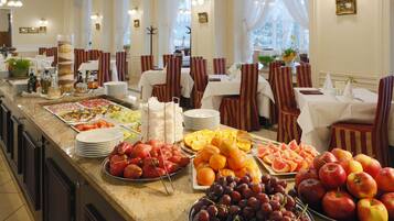 Bao gồm bữa sáng buffet hàng ngày